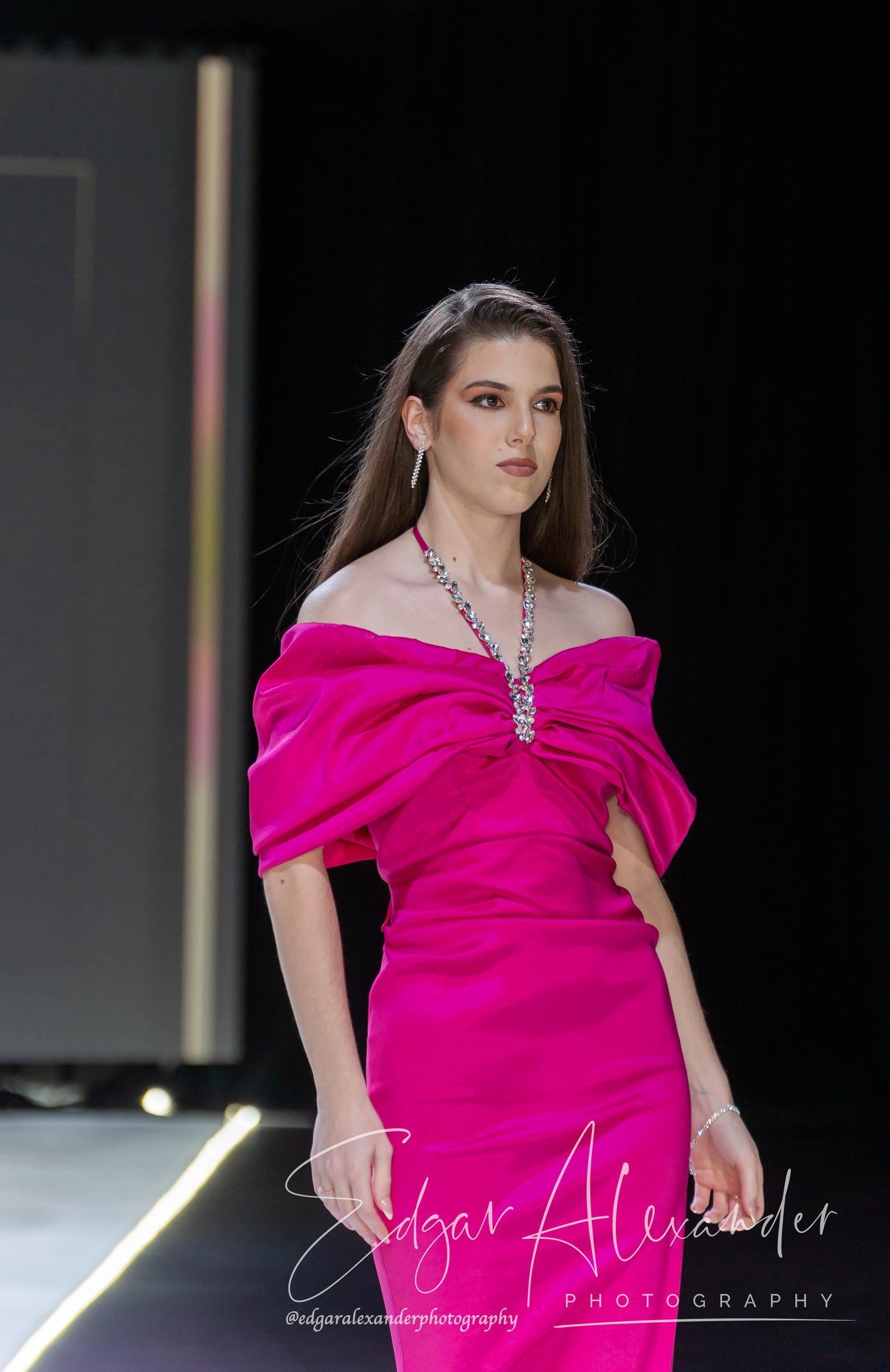 Empress elegant long dress fuchsia with stones