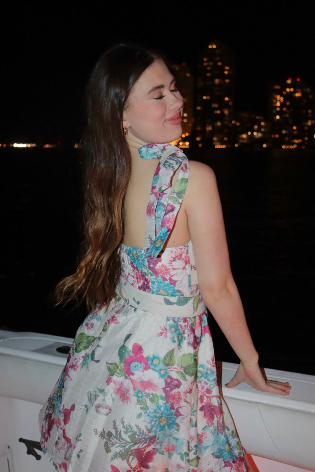 Midnight Blossom Backless Dress – Floral Elegance